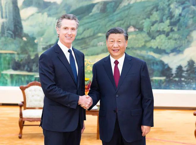 国家主席习近平会见美国加州州长纽森